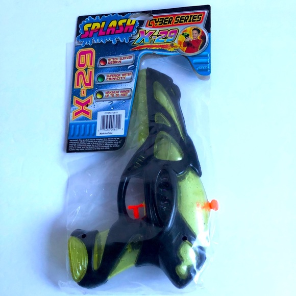 🦋$2 Bundled🦋 NEW Water Gun Toy Cyber Series X-29 - Picture 1 of 9